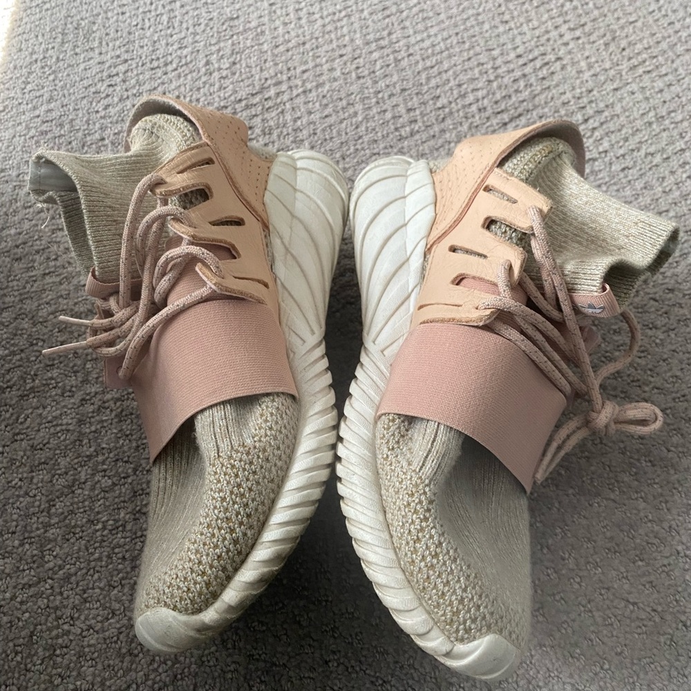 Adidas Runners - image 4